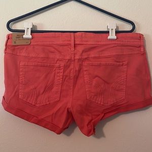 Hollister Low Rise Short Shorts Coral Denim